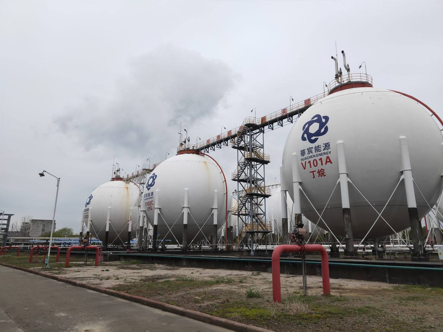 化学清洗对设备材料的影响