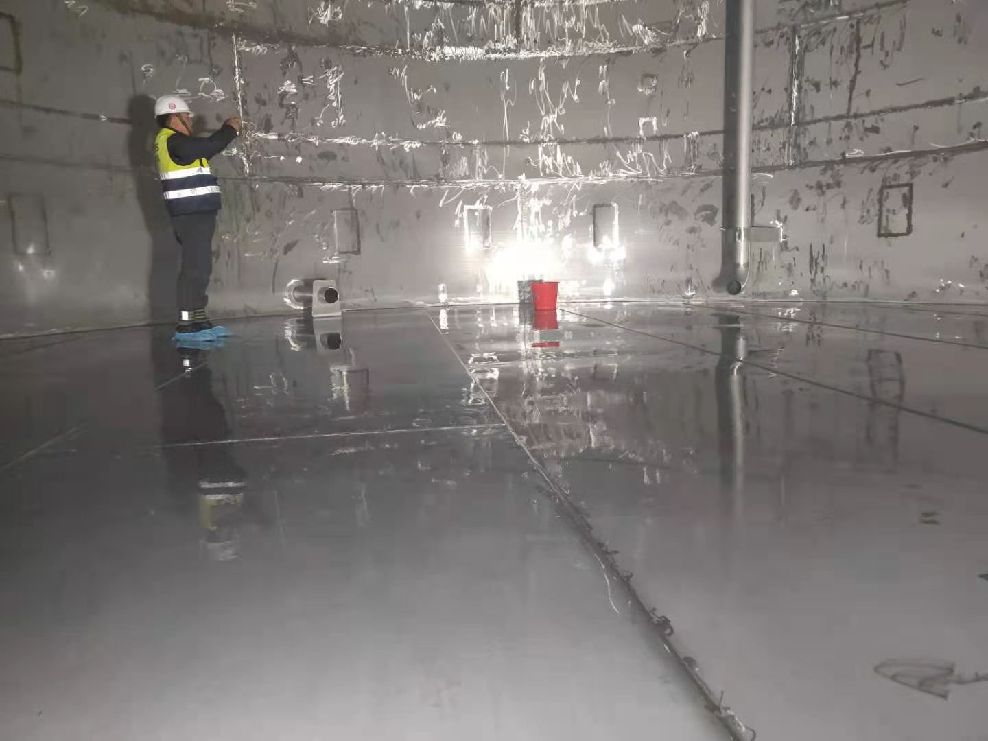 化学清洗：如何保护你的工人和客户的健康？